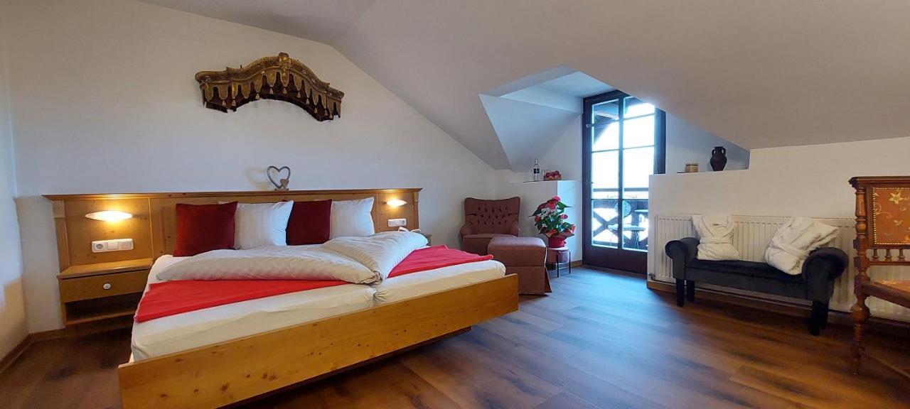 Hotel Gasthof Gribelehof Lienz Exteriér fotografie